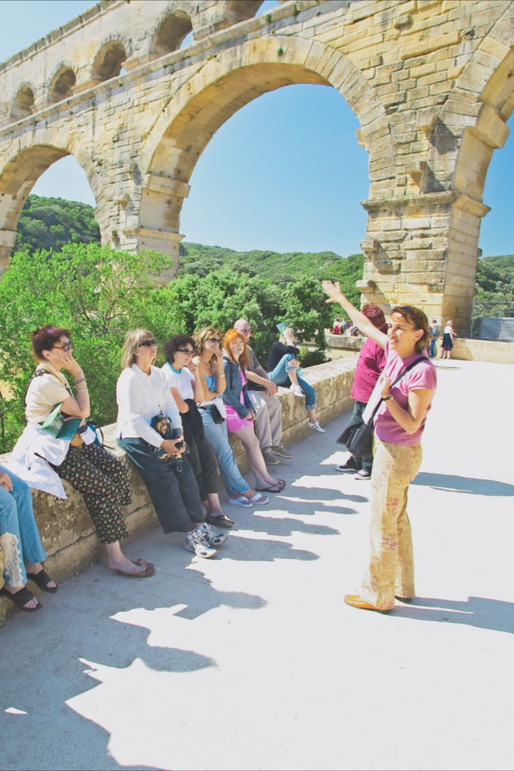 Tour Guide